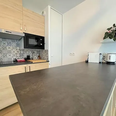 Le Conrad Yourhosthelper Apartmán